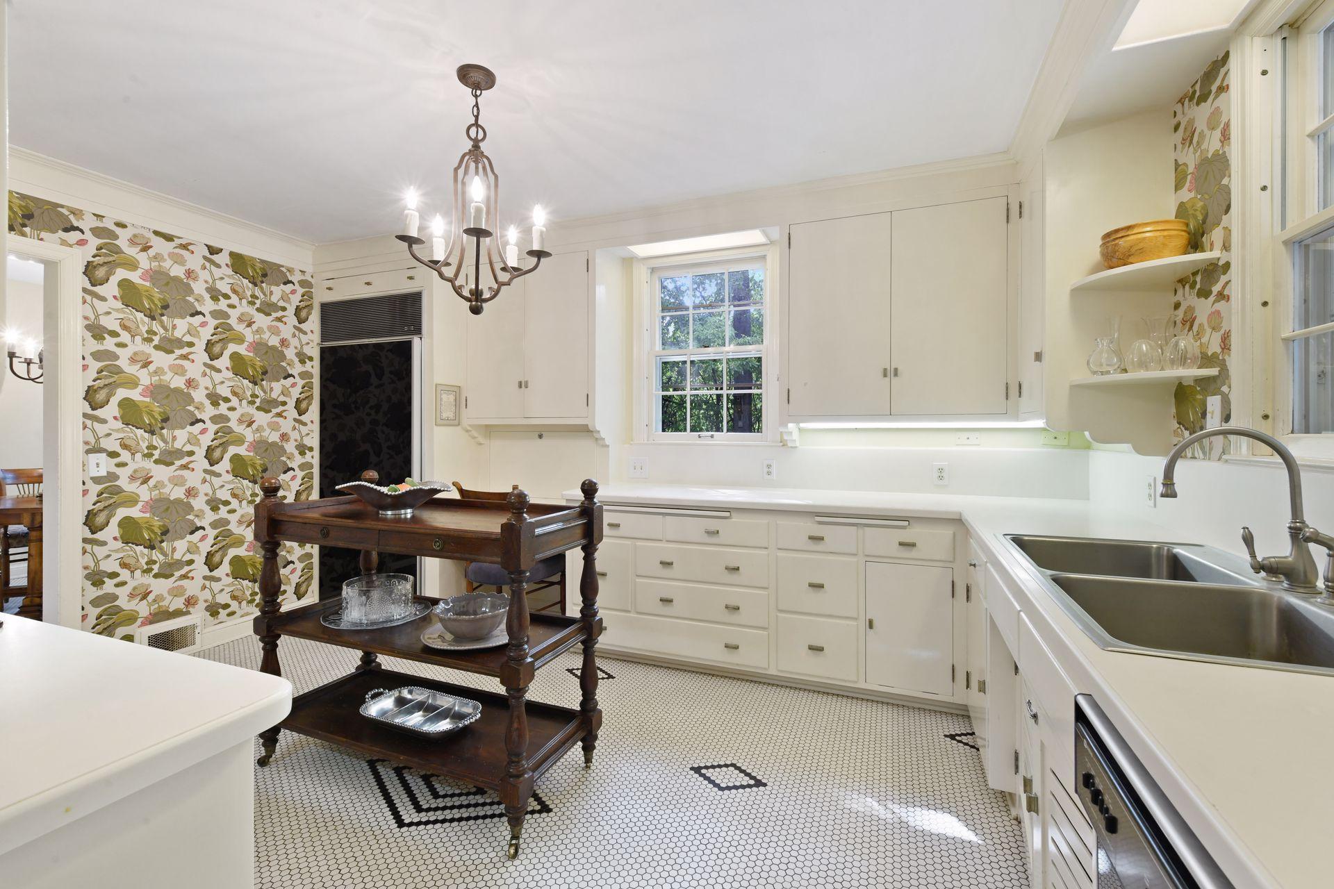 19610 Excelsior Boulevard Deephaven, MN 55331 - Photo 13 of 43