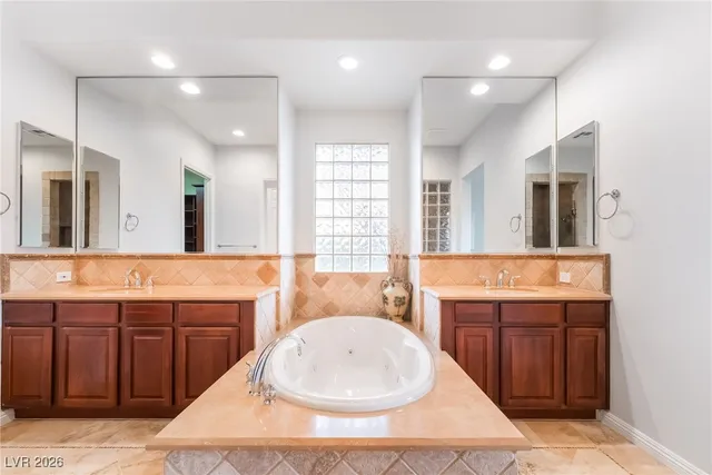 $5,500 | 24 Kittansett Loop, Henderson, NV 89052