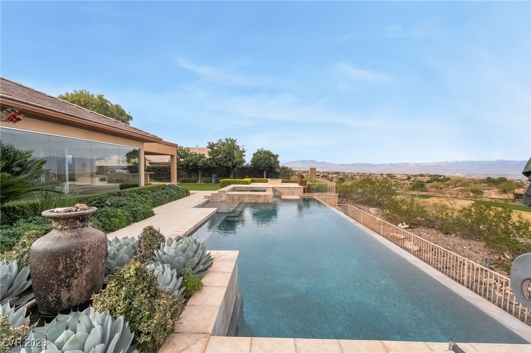 24 Kittansett Loop Henderson, NV 89052 - Photo 34 of 36