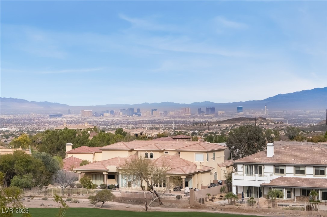 24 Kittansett Loop Henderson, NV 89052 - Photo 7 of 36