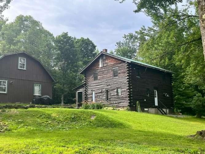 1960 Hardwood Flats Road Elmore, VT 05680 - Photo 4 of 20
