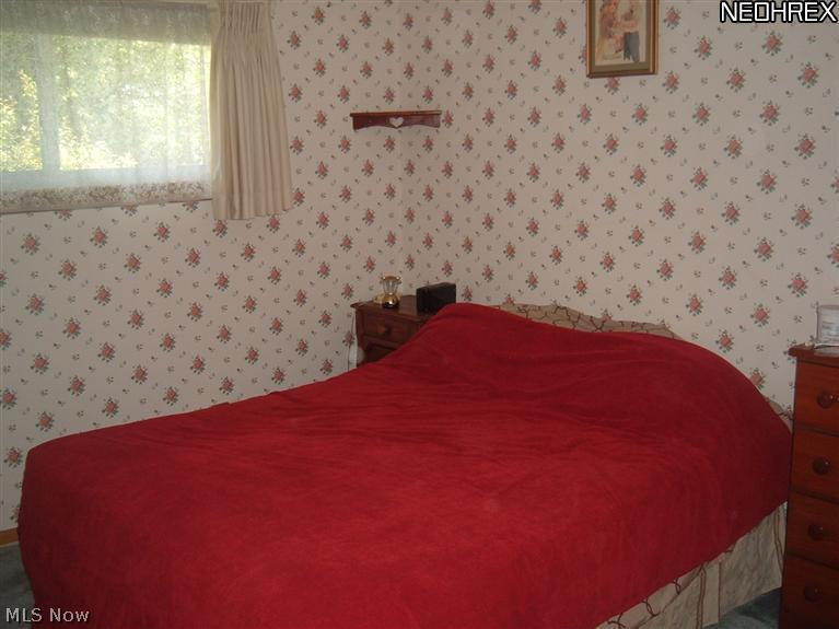 16579 Webster Road Cleveland, OH 44130 - Photo 12 of 20 Gallery Image 12