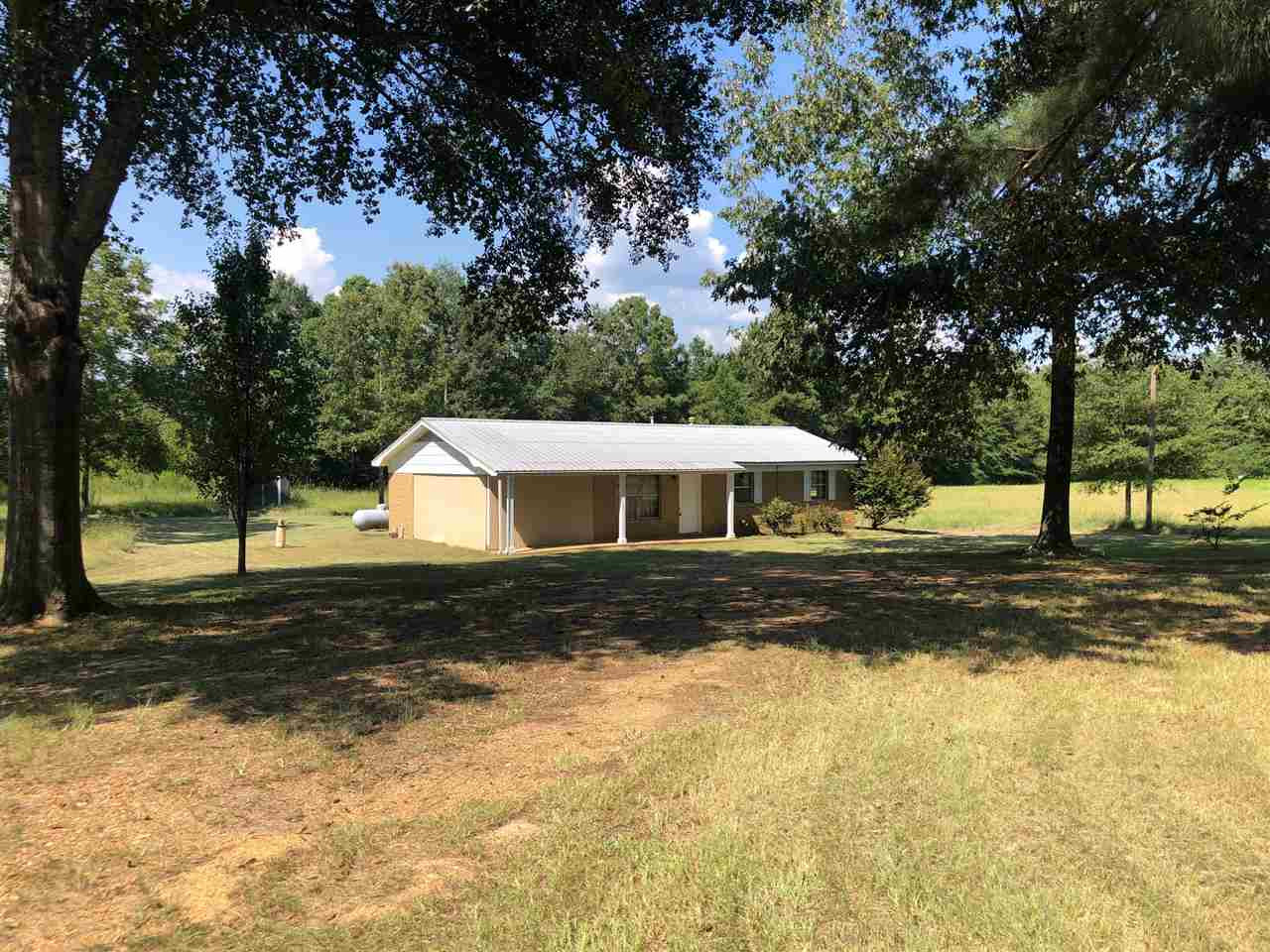 1093 Hopewell Road Crystal Springs, MS 39059 - Photo 1 of 13 Photo 1