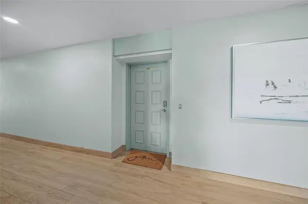 $699,000 | 101 Whispering Sands Drive, Unit 105, Sarasota, FL 34242