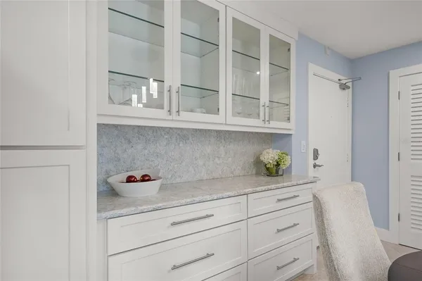 $699,000 | 101 Whispering Sands Drive, Unit 105, Sarasota, FL 34242