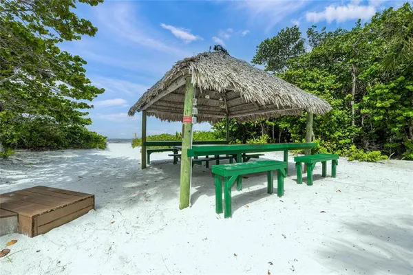 $699,000 | 101 Whispering Sands Drive, Unit 105, Sarasota, FL 34242