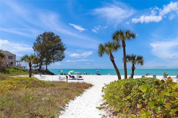 $699,000 | 101 Whispering Sands Drive, Unit 105, Sarasota, FL 34242