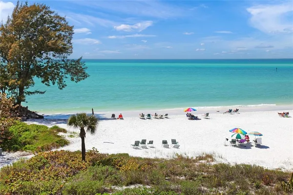 $699,000 | 101 Whispering Sands Drive, Unit 105, Sarasota, FL 34242
