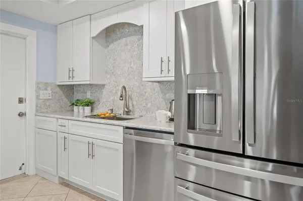 $699,000 | 101 Whispering Sands Drive, Unit 105, Sarasota, FL 34242