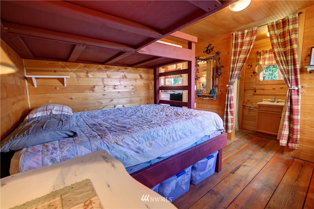 26 Davis Lake Road Winthrop, WA 98862 - Photo 15 of 37 Gallery Image 15