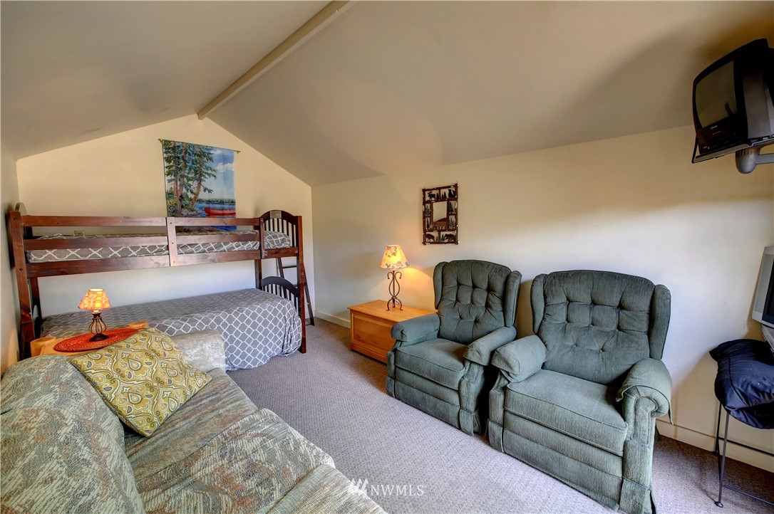 26 Davis Lake Road Winthrop, WA 98862 - Photo 20 of 37 Gallery Image 20