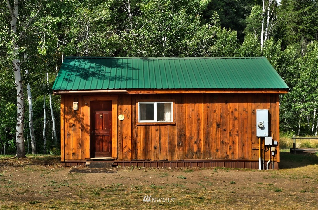 26 Davis Lake Road Winthrop, WA 98862 - Photo 10 of 37 Gallery Image 10