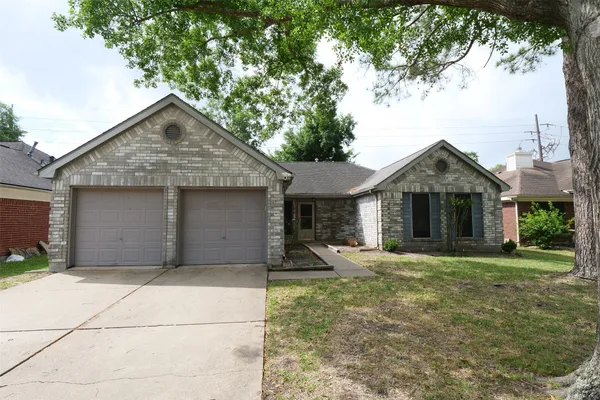 $2,000 | 17427 Hamilwood Drive, Houston, TX 77095