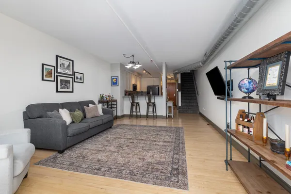 $420,000 | 600 Broadway Avenue Northwest, Unit 226, Grand Rapids, MI 49504