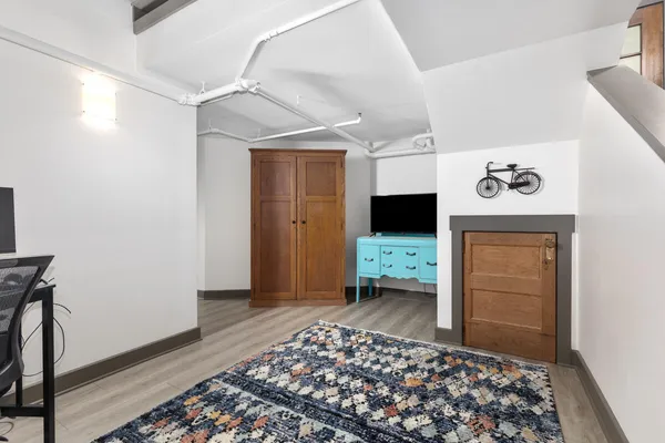 $420,000 | 600 Broadway Avenue Northwest, Unit 226, Grand Rapids, MI 49504