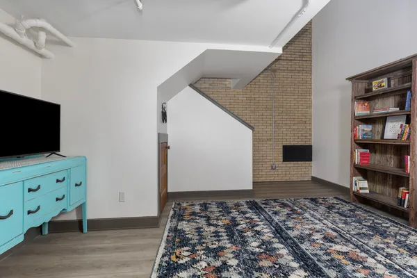 $420,000 | 600 Broadway Avenue Northwest, Unit 226, Grand Rapids, MI 49504