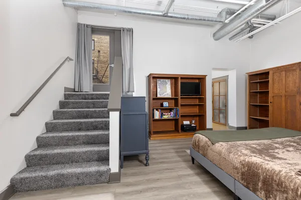 $420,000 | 600 Broadway Avenue Northwest, Unit 226, Grand Rapids, MI 49504