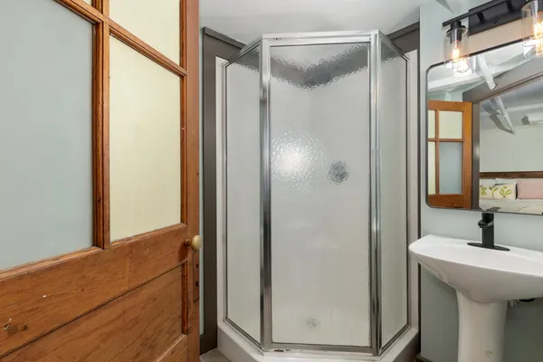 $420,000 | 600 Broadway Avenue Northwest, Unit 226, Grand Rapids, MI 49504