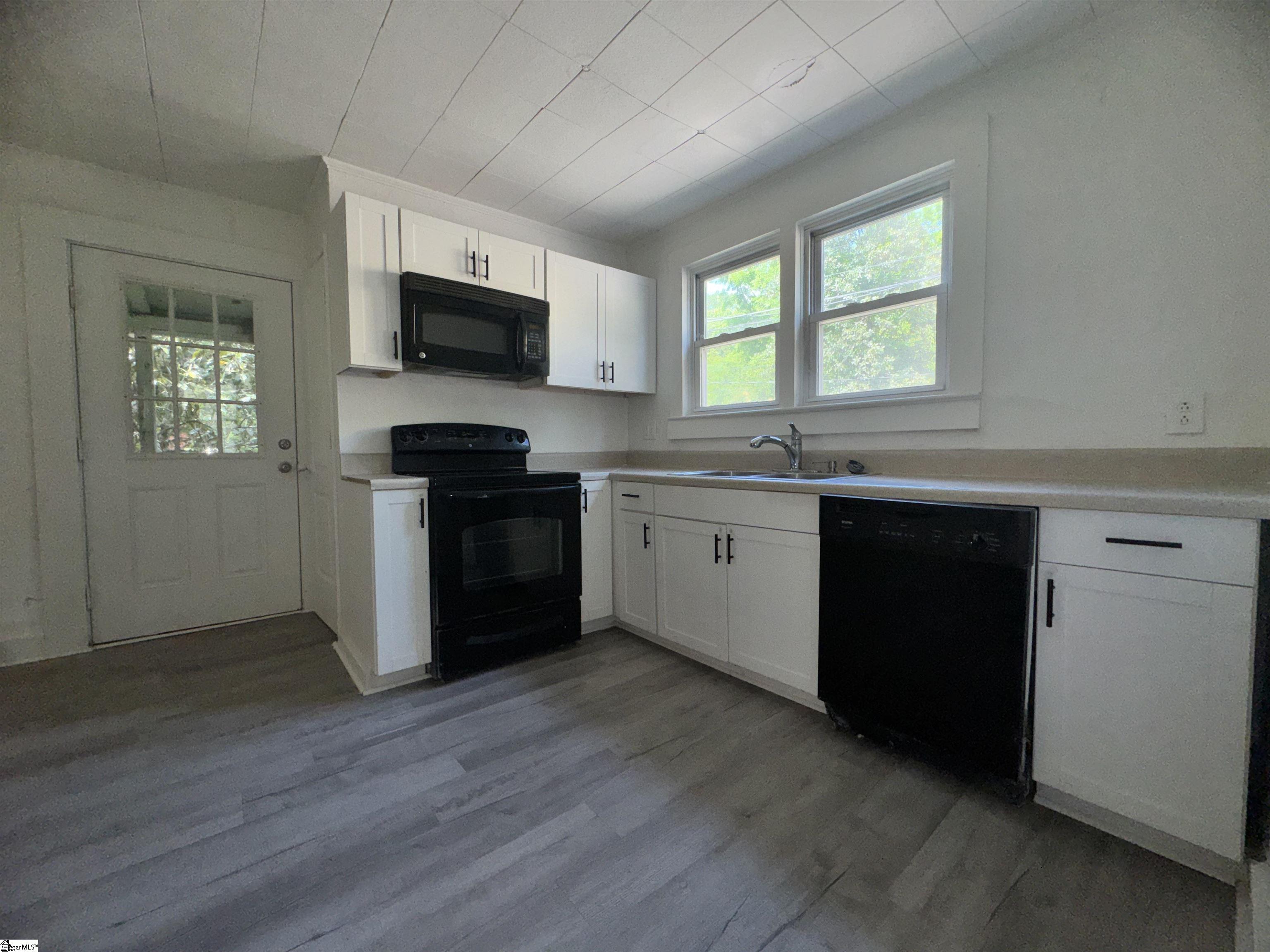 6 Riverside Street Laurens, SC 29360 - Photo 9 of 19