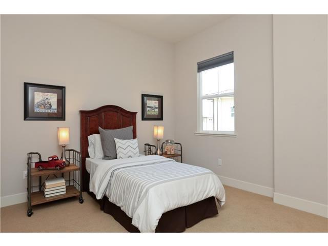 401 Derby Avenue San Mateo, CA 94403 - Photo 18 of 24