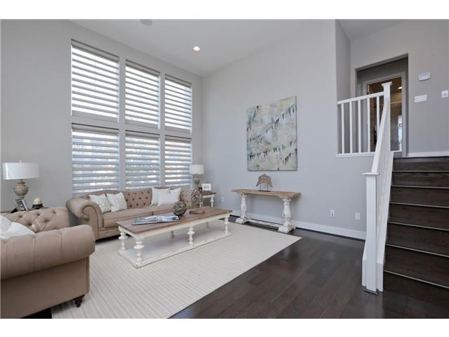 401 Derby Avenue San Mateo, CA 94403 - Photo 3 of 24