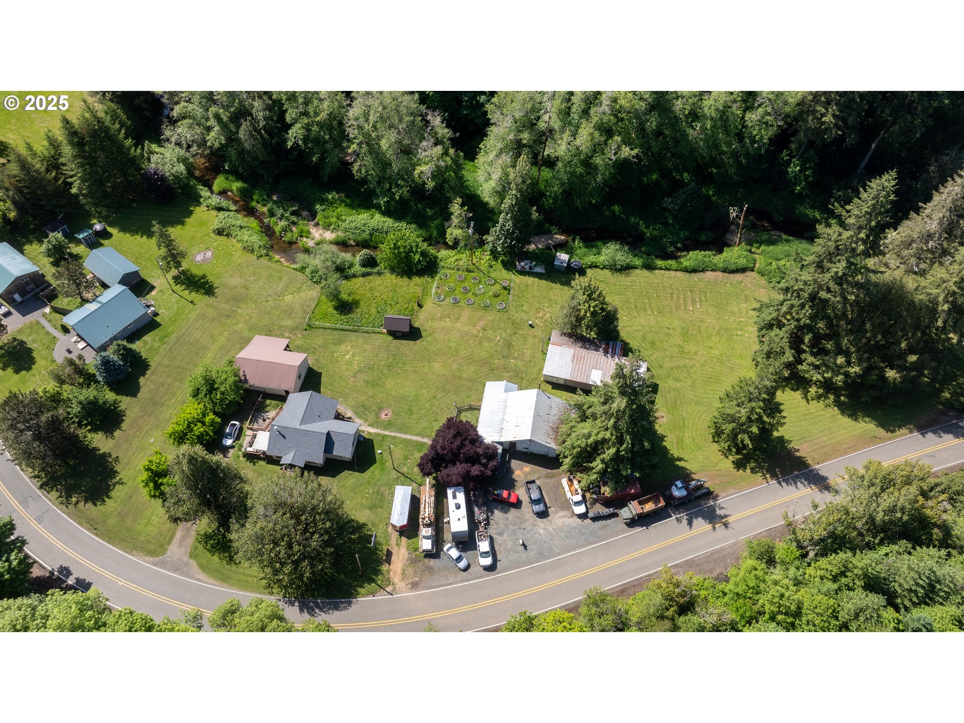 99996 Lone Pine Lane Myrtle Point, OR 97458 - Photo 39 of 47