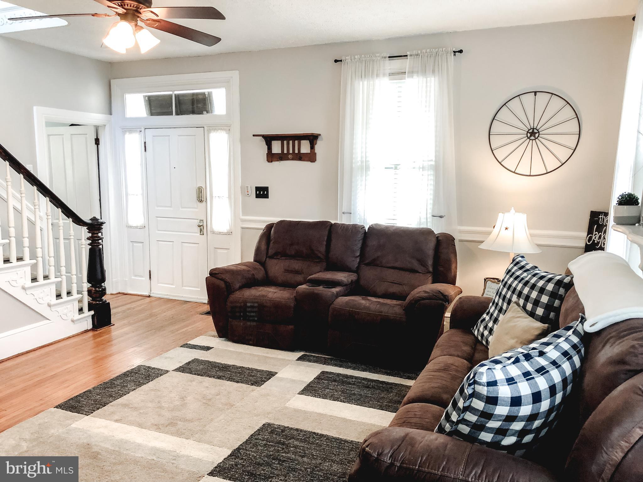 1512 Harkins Road Pylesville, MD 21132 - Photo 3 of 37 Living Room