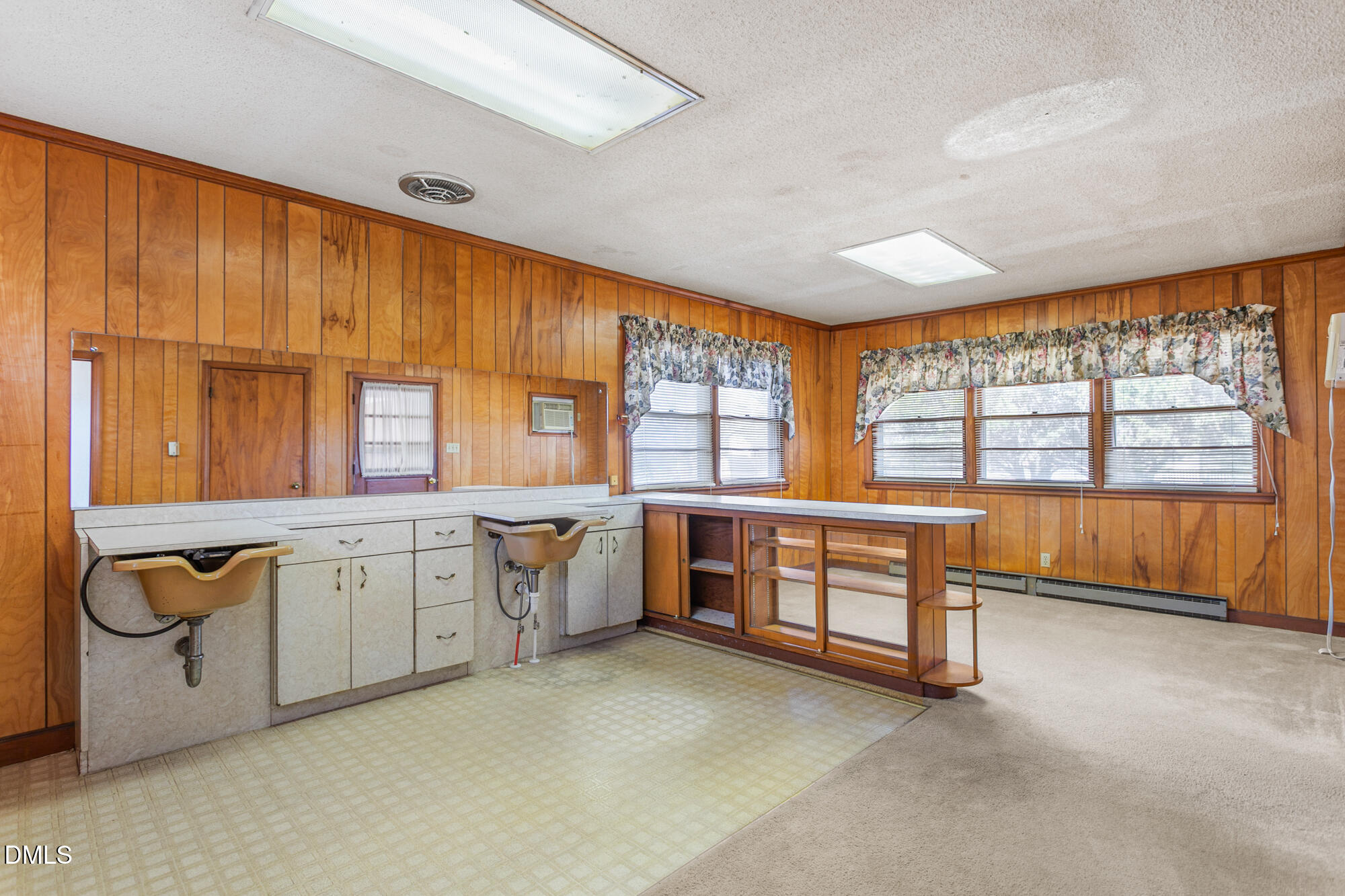 607 West Lebanon Road Mebane, NC 27302 - Photo 23 of 31 607 Lebanon-23