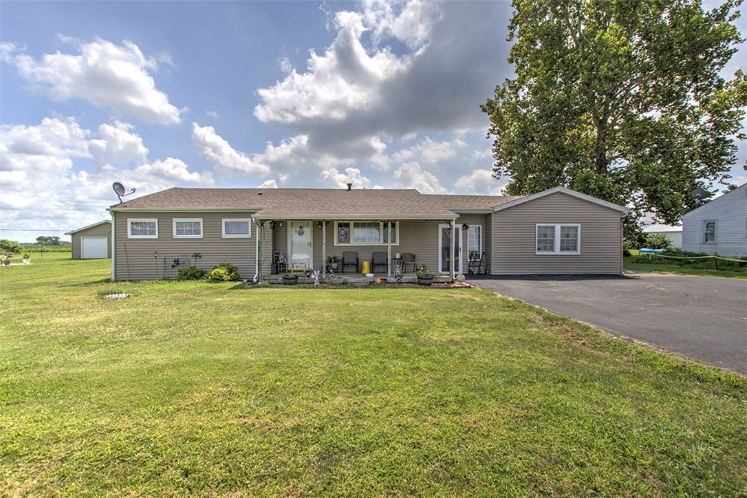 5656 Highway 48 Decatur, IL 62526 - Photo 1 of 28