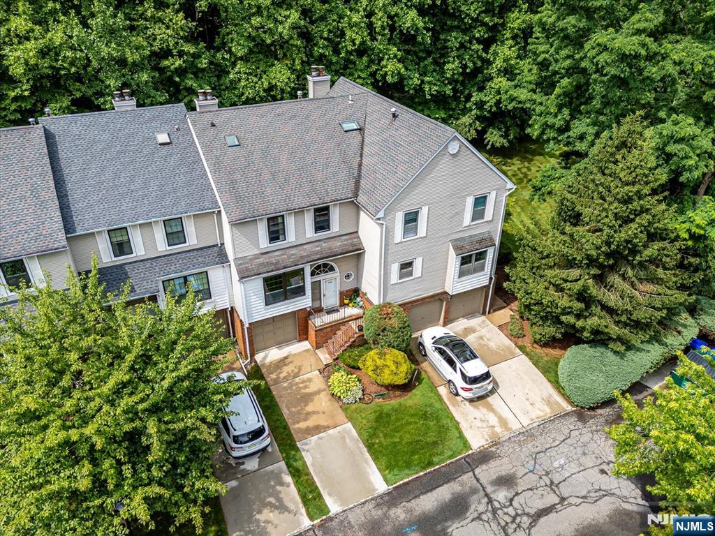 4506 Stonehedge Road, Unit 4506 Edison, NJ 08820 - Photo 5 of 48