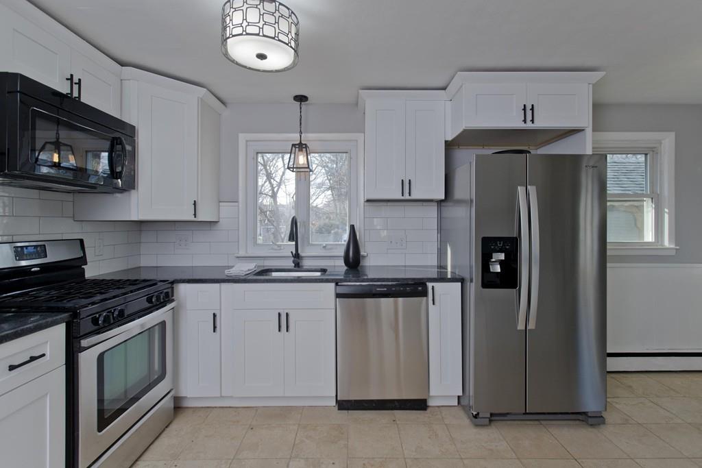 15 Clematis Road Agawam, MA 01001 - Photo 1 of 29 Gallery Image 1