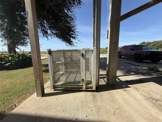 $280,000 | 175 Seaward Avenue, Cameron, LA 70631