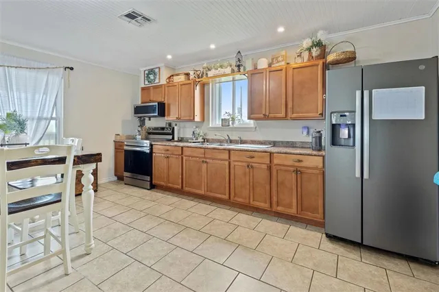 $280,000 | 175 Seaward Avenue, Cameron, LA 70631