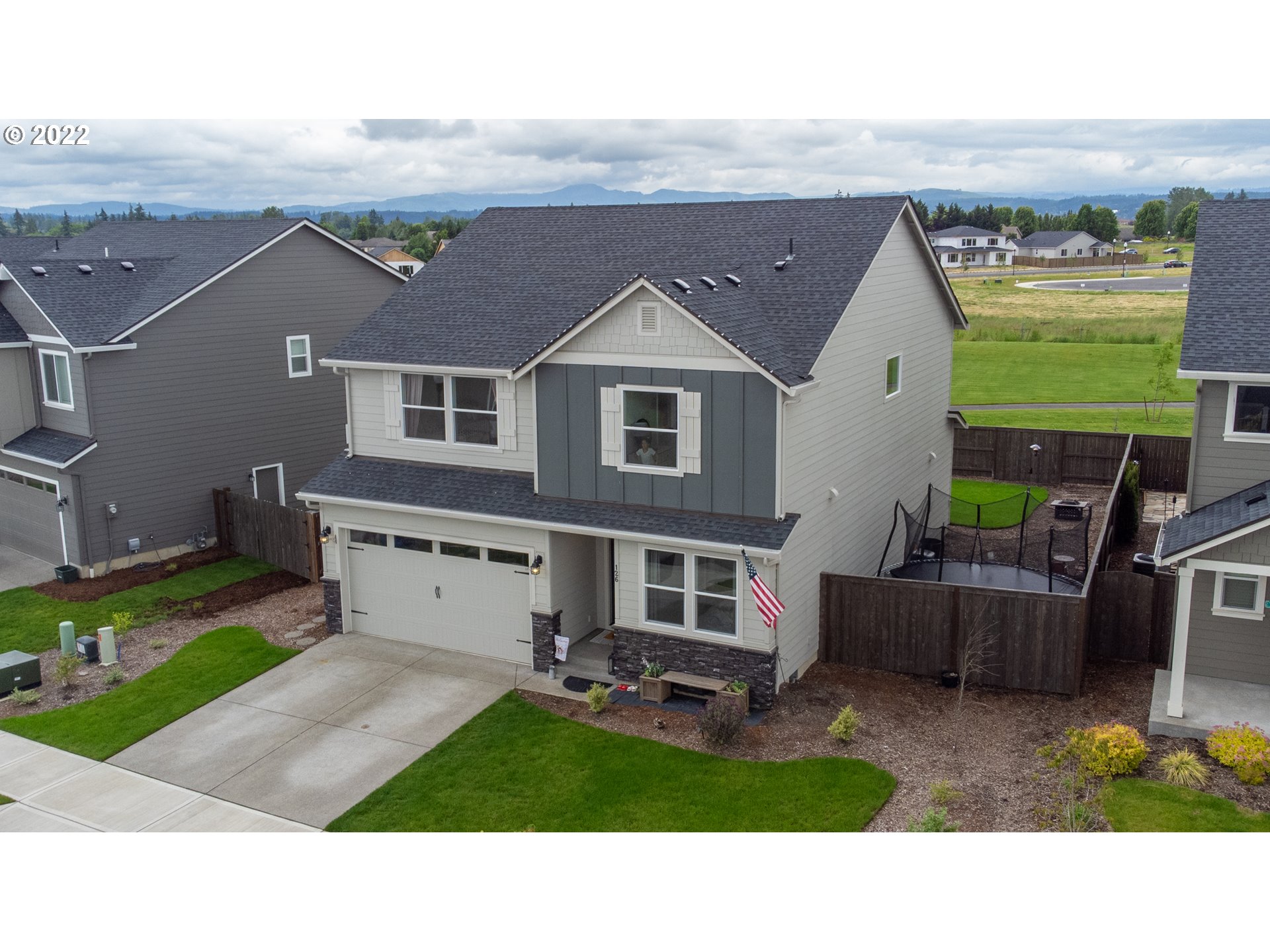 126 North 88th Drive Ridgefield, WA 98642 - Photo 2 of 32