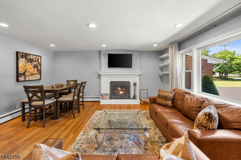37 Barley Sheaf Road Flemington, NJ 08822 - Photo 5 of 37