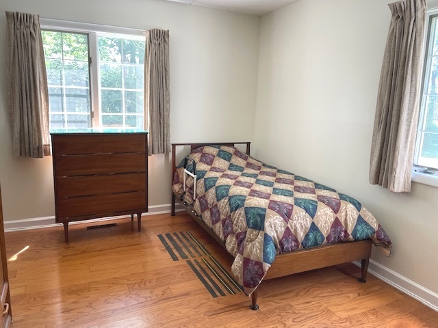5814 Wolf Road, Unit B1 Western Springs, IL 60558 - Photo 15 of 19 Gallery Image 15