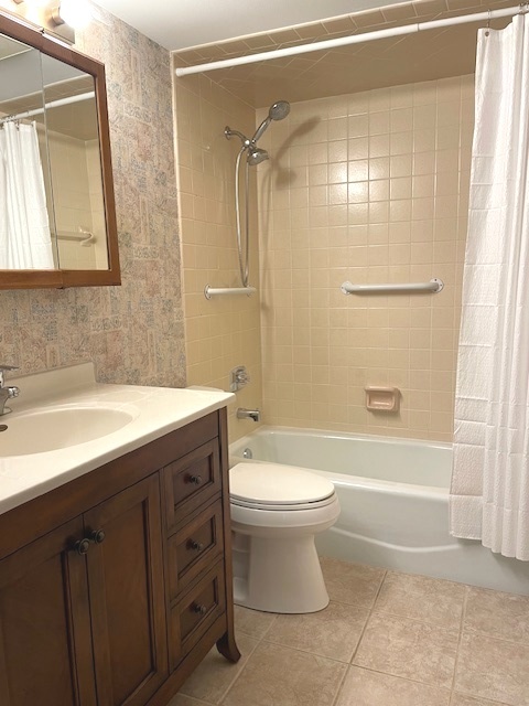 5814 Wolf Road, Unit B1 Western Springs, IL 60558 - Photo 16 of 19 Gallery Image 16