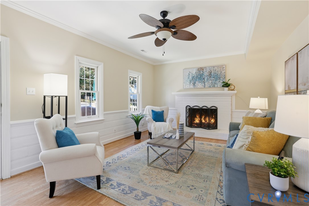 6104 Lansgate Road Midlothian, VA 23112 - Photo 15 of 42 Gas Fireplace