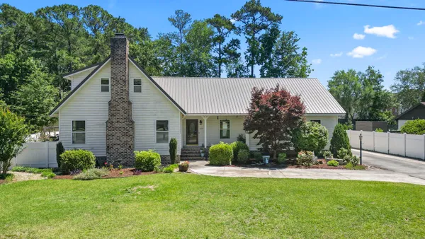 $489,999 | 104 Clemson Road, Conway, SC 29526