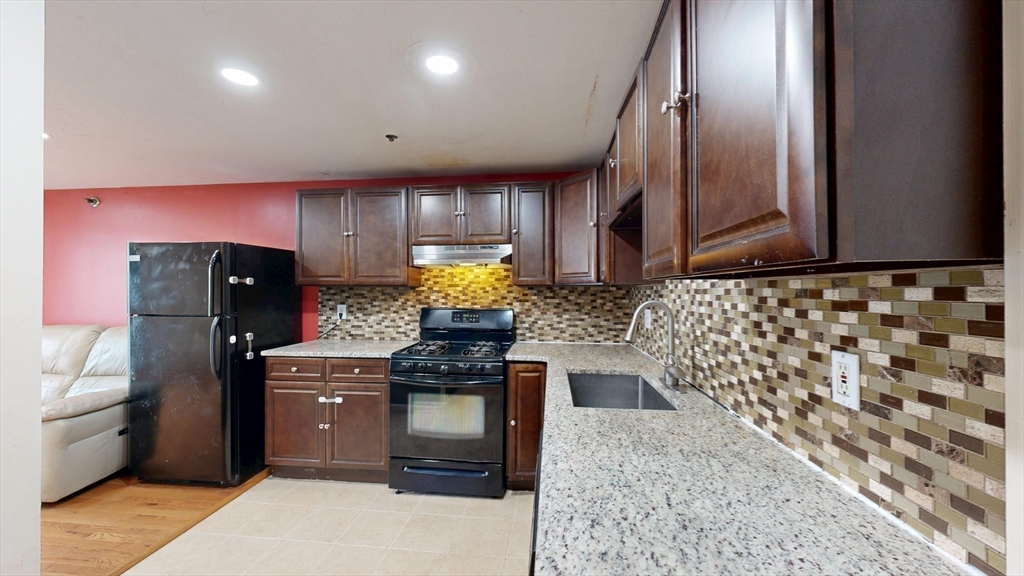 360 Littleton Road, Unit E5 Chelmsford, MA 01824 - Photo 11 of 39