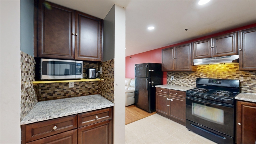 360 Littleton Road, Unit E5 Chelmsford, MA 01824 - Photo 10 of 39