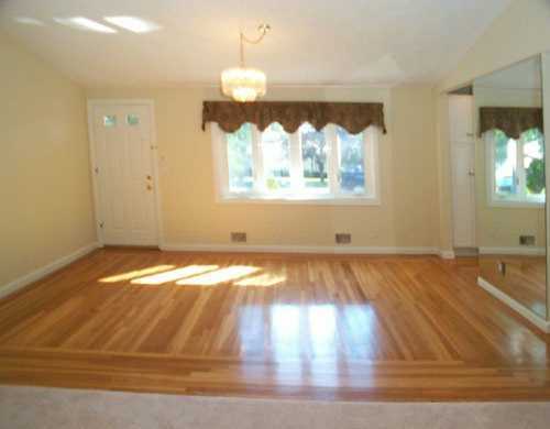 161 Douglas Road Warwick, RI 02886 - Photo 6 of 8 Dining Room.