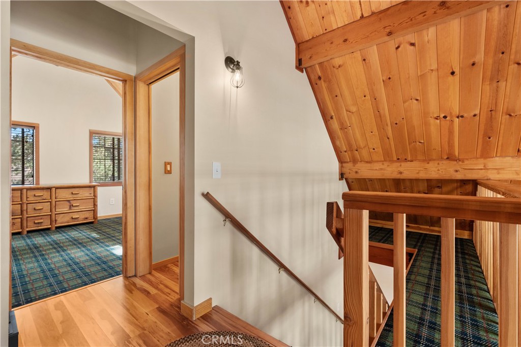 26723 Raven Road Wrightwood, CA 92397 - Photo 23 of 39 Gallery Image 23