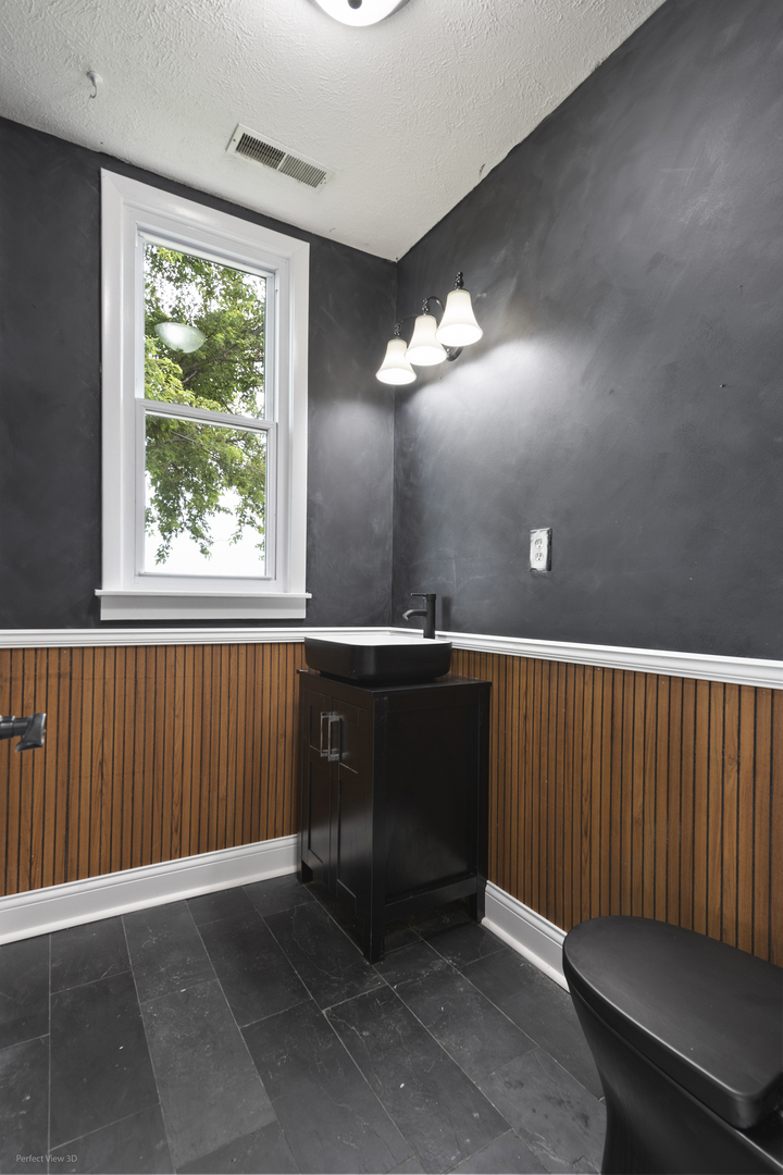 1532 North 2250th Road Ottawa, IL 61350 - Photo 8 of 25 Gallery Image 8