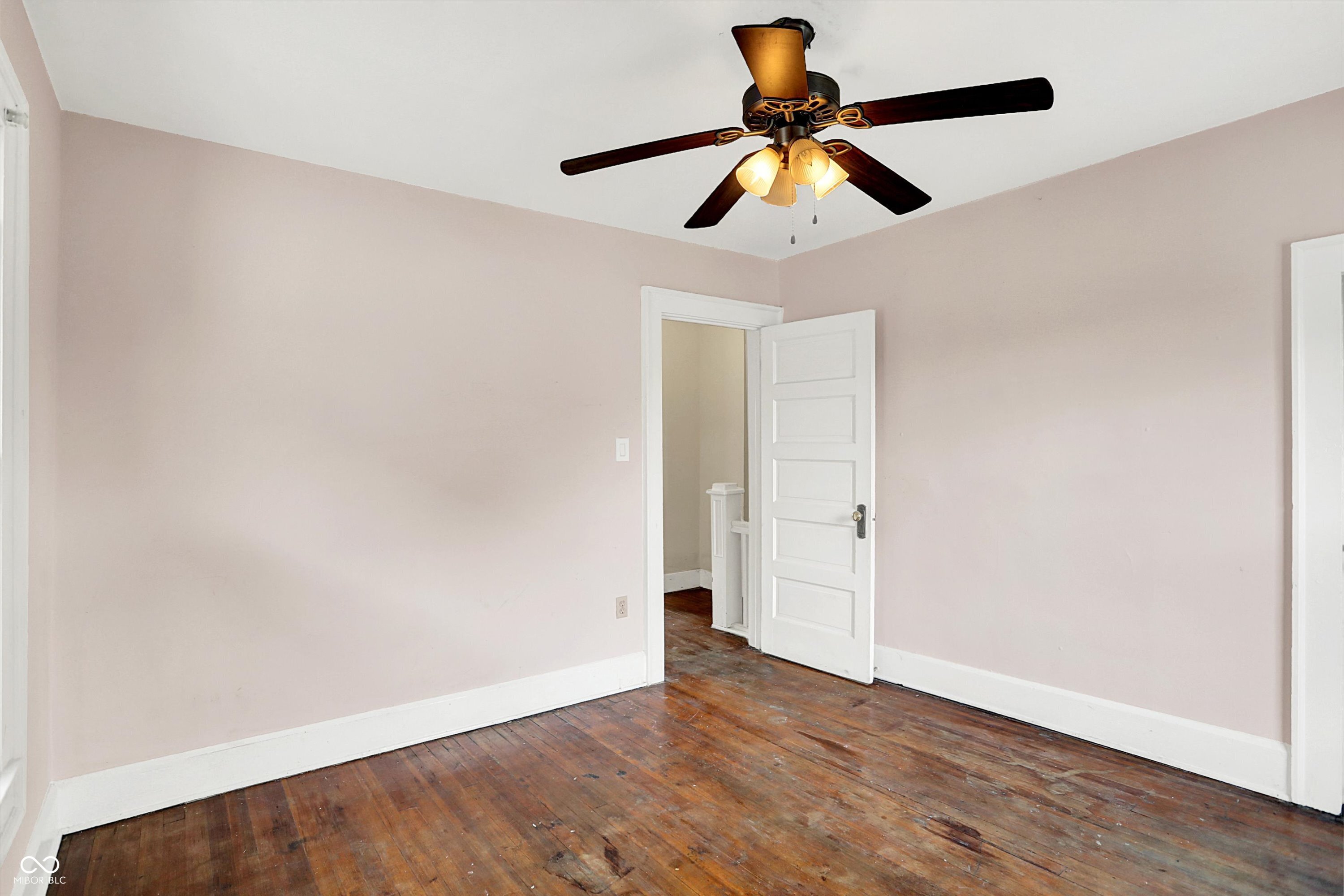 628 North Riley Avenue Indianapolis, IN 46201 - Photo 23 of 36