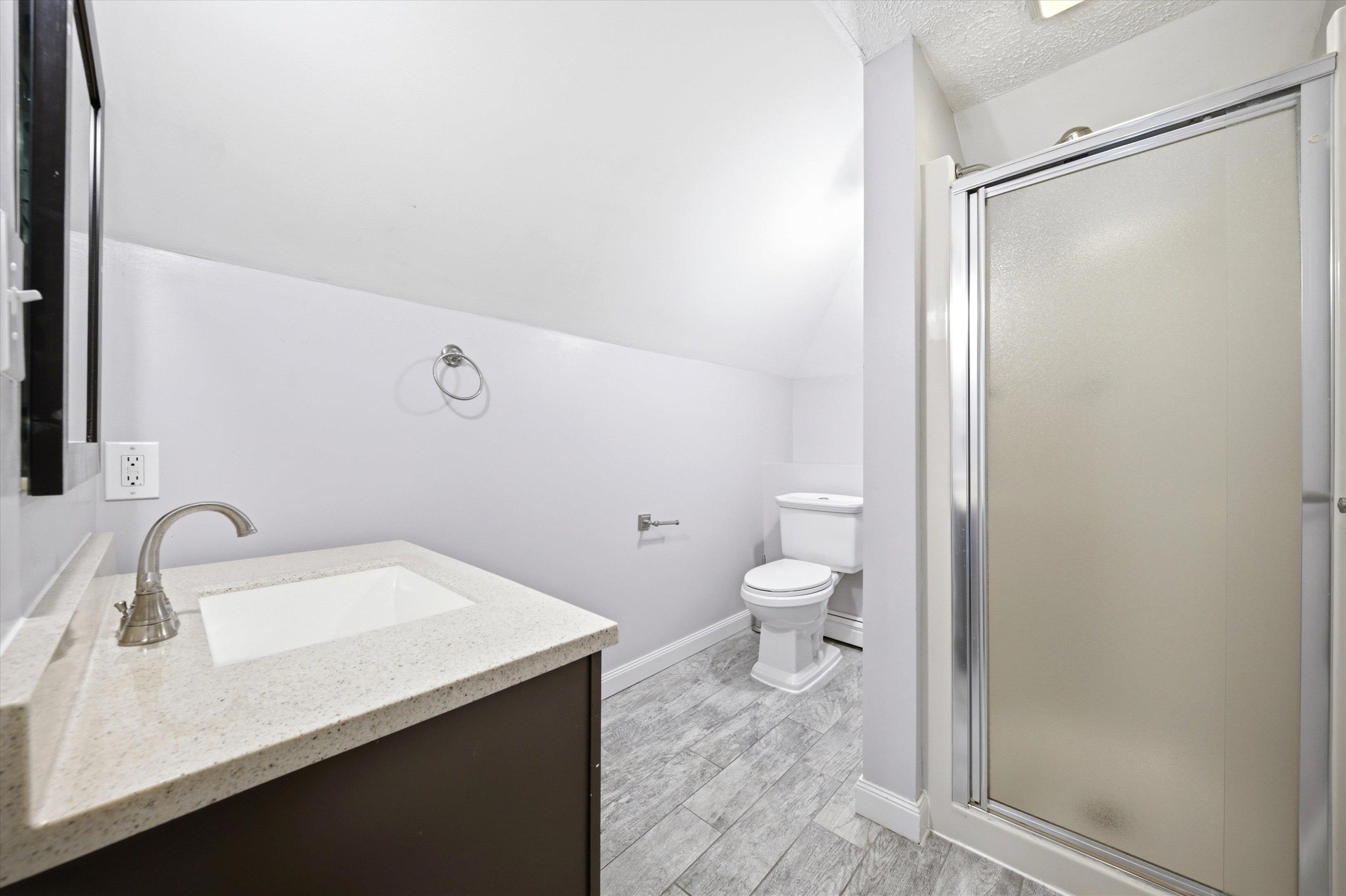 756 Montgomery Street Manchester, NH 03102 - Photo 27 of 38