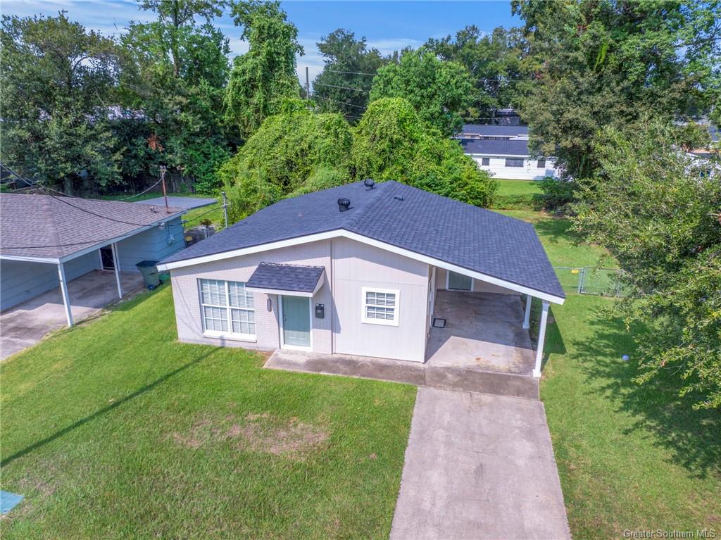 4016 Vanderbilt Street Lake Charles, LA 70607 - Photo 3 of 12