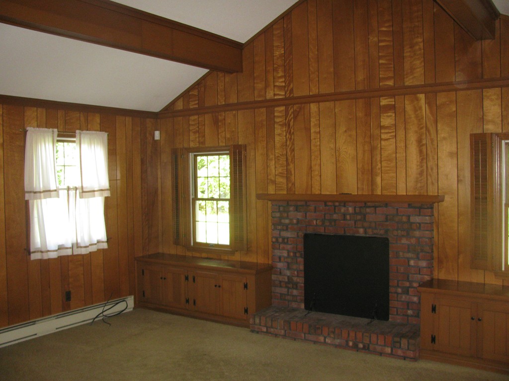 153 East Allen Ridge Road Springfield, MA 01118 - Photo 6 of 22