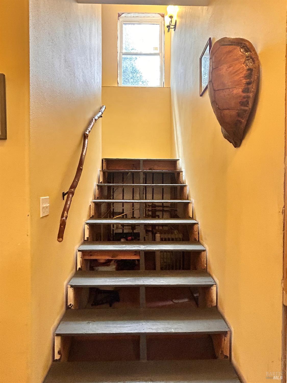29281 Timberline Road Willits, CA 95490 - Photo 22 of 38 a view of entryway