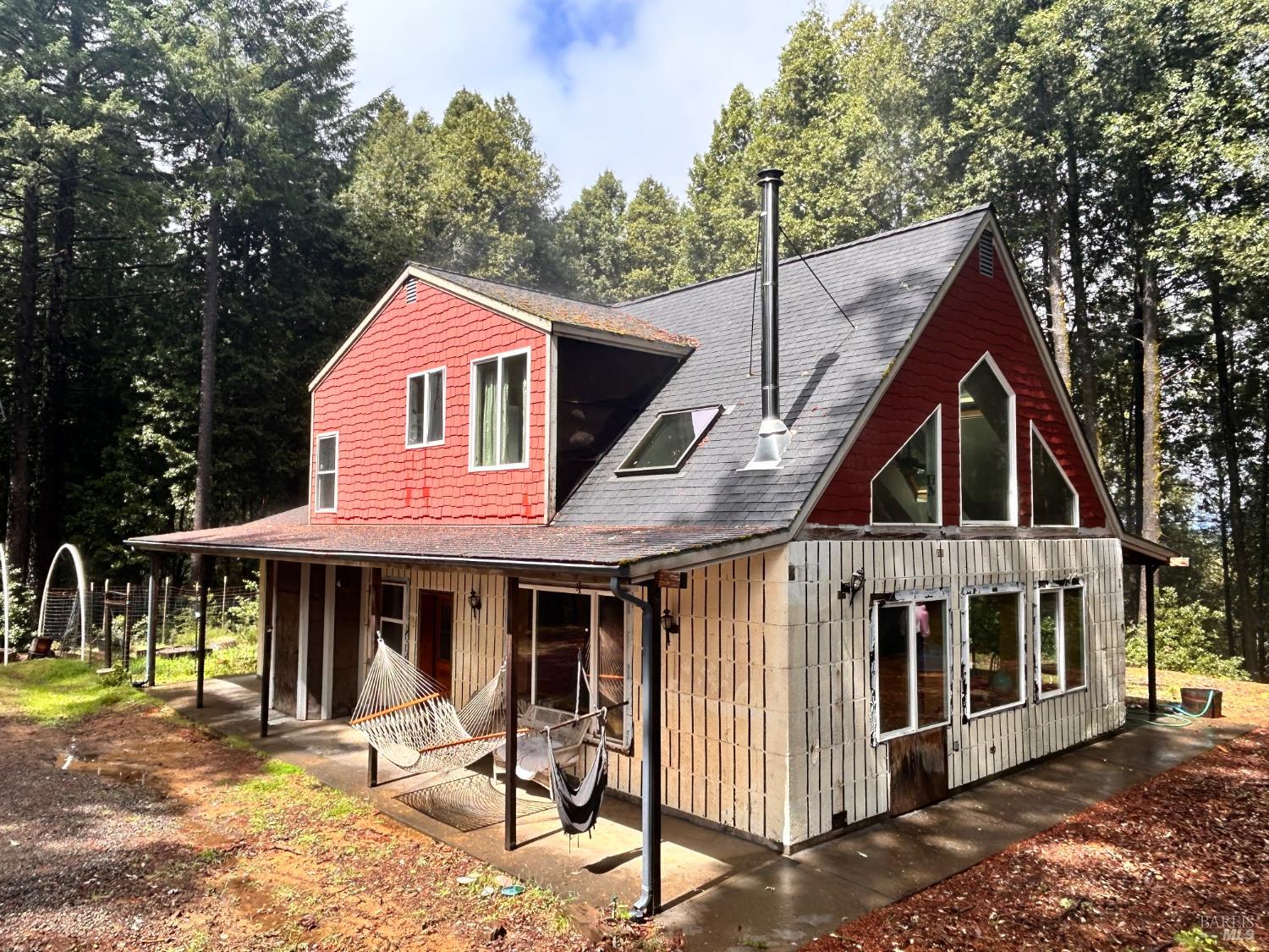29281 Timberline Road Willits, CA 95490 - Photo 5 of 38 a front view of a house with garden
